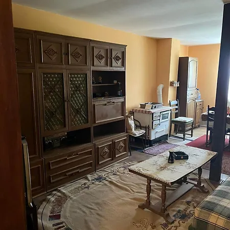 Vikendica Mali Pozarevac Vikendica *